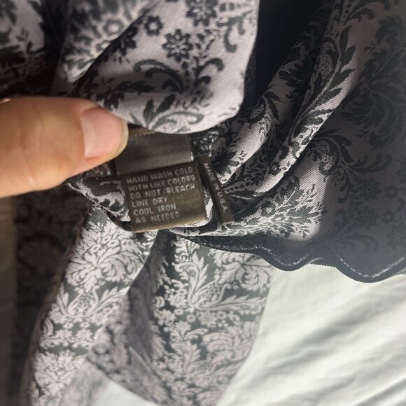 J. McLaughlin Tapestry Printed Black GrayCasual Pants Size 4 Stretch Pull On Zip - Picture 8 of 10